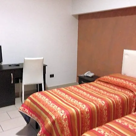 660 Otel 3*